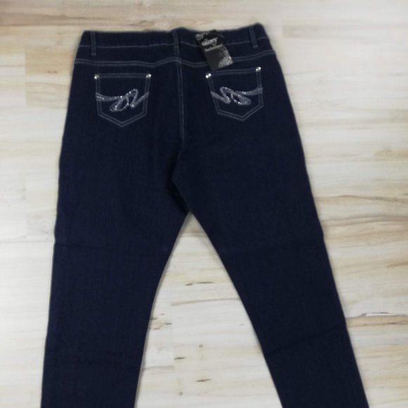 Straight Leg Denim Pants - Picture 4 of 13